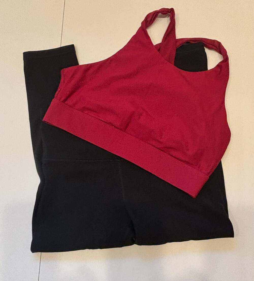 SOLD/Athleta Leggings (S); Fabletics Sports Bra (M) Set